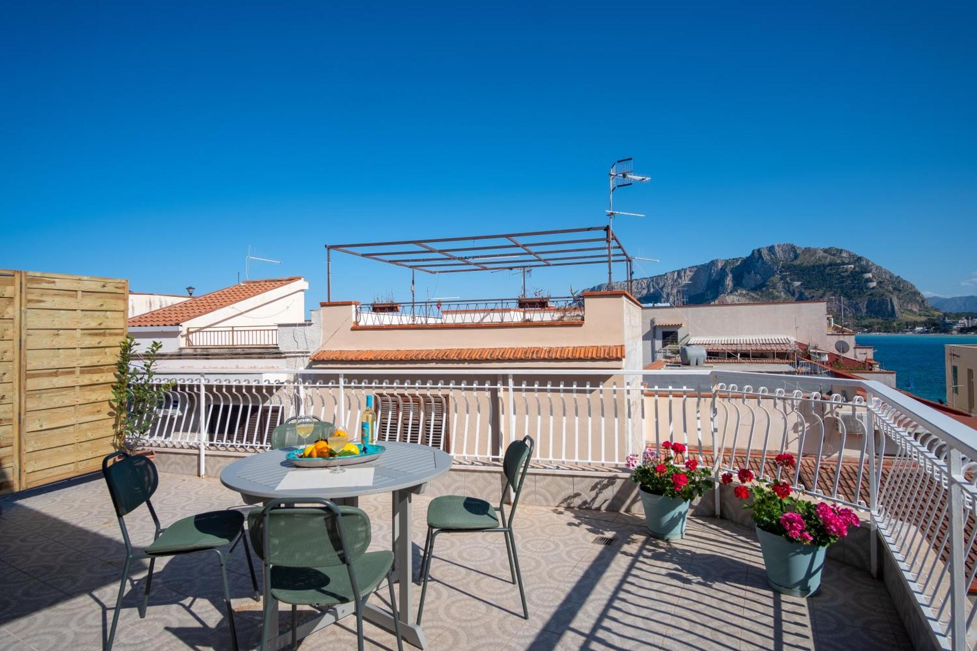 Mondello Sunsea House Apartment Екстериор снимка
