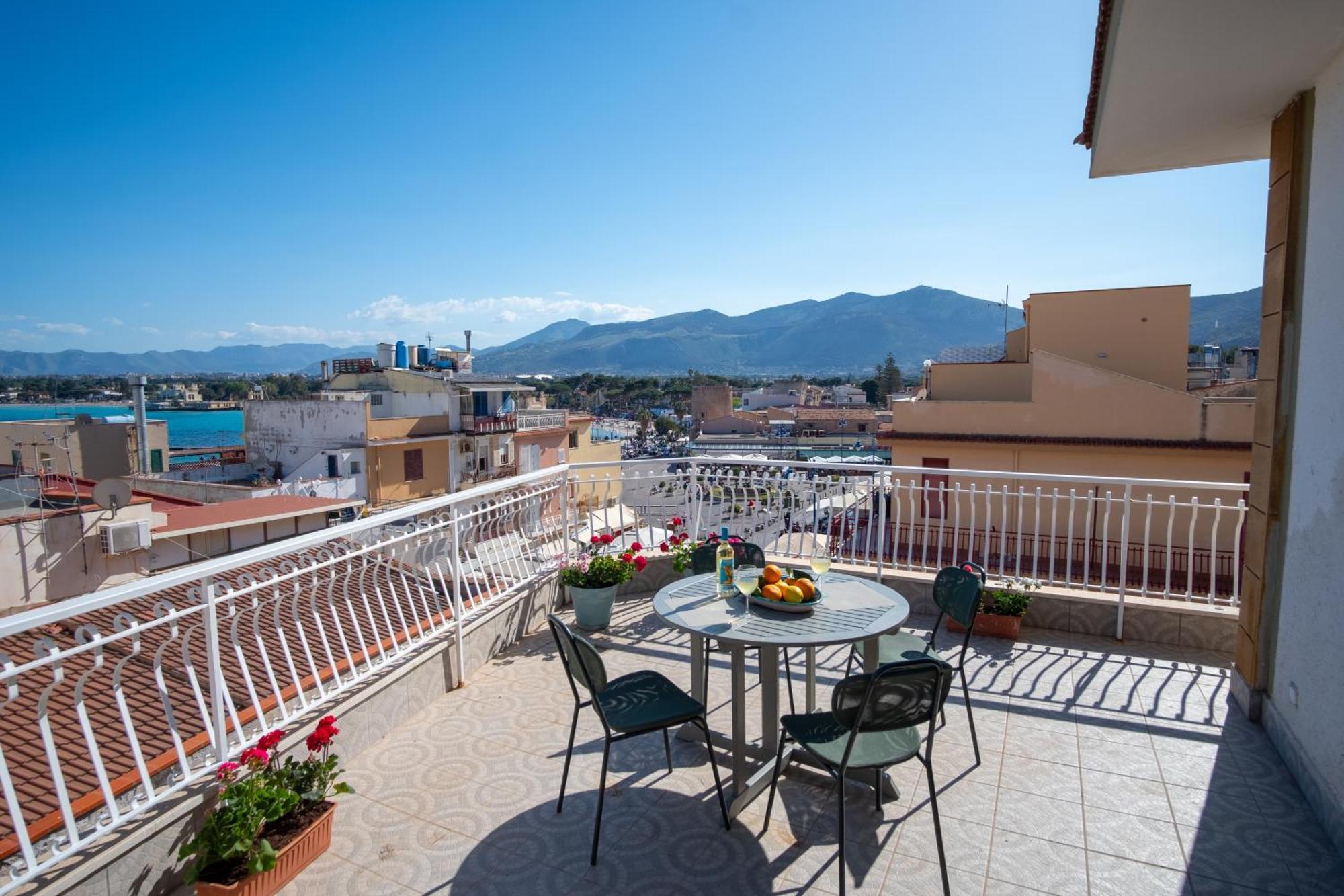 Mondello Sunsea House Apartment Екстериор снимка