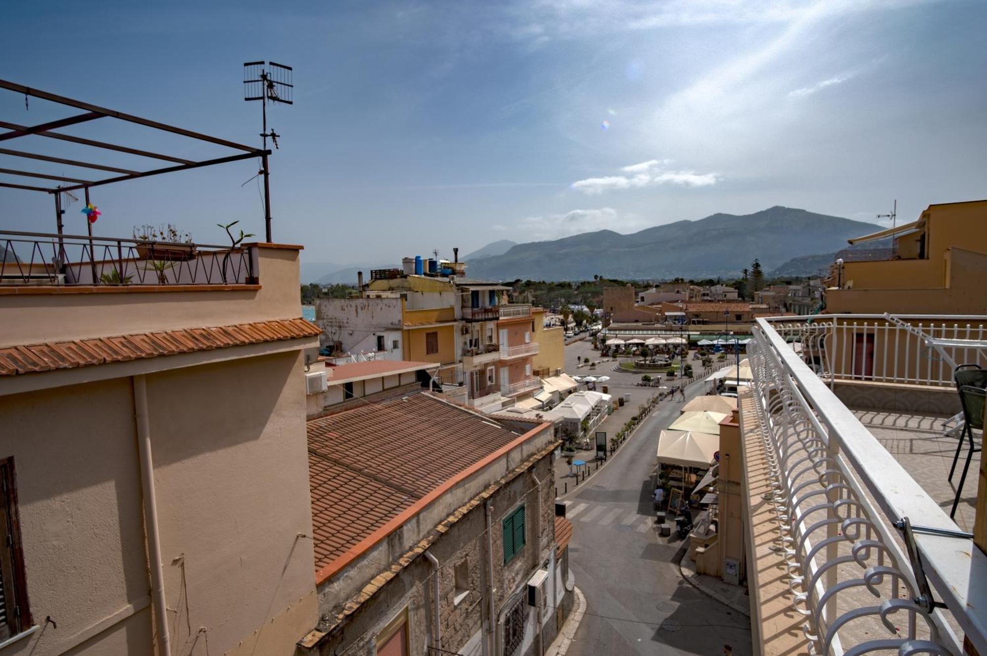 Mondello Sunsea House Apartment Екстериор снимка